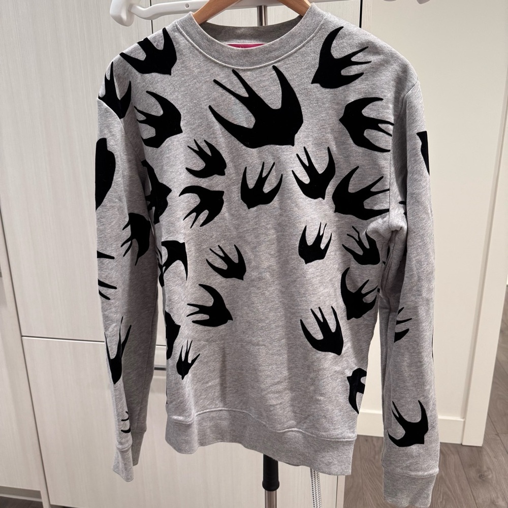 McQ by Alexander McQueen Gray Crewneck Sweater with Black Bird Print